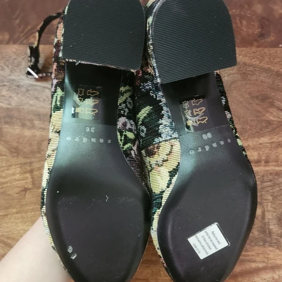Sandro Paris Floral Tapestry Jaquard "Elise" Low Block Heel Round Toe Pumps - Picture 9 of 10